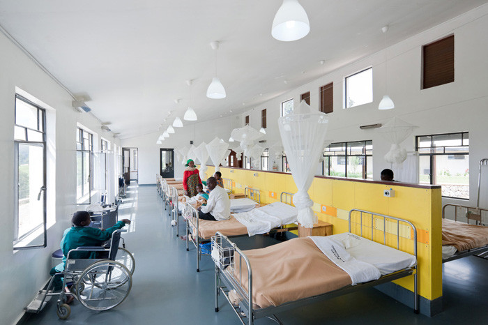 Butaro Hospital, Interior.jpg