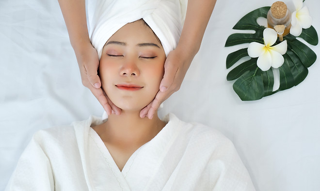 asian-woman-spa-salon (4).jpg