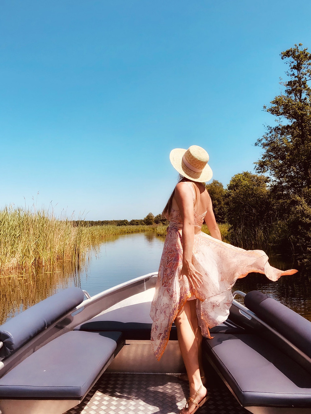 Boatrental Giethoorn-the Netherlands