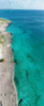 Aruba west coast near Tres Trapi