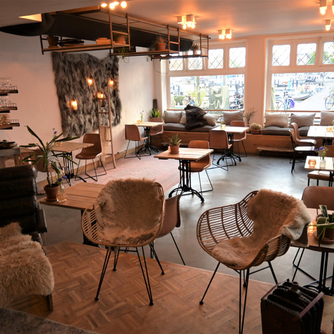 Restaurant Lot & de Walvis inside seating Leiden Netherlands