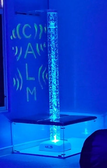 Hurricane Bubble Tube w/ padded podium