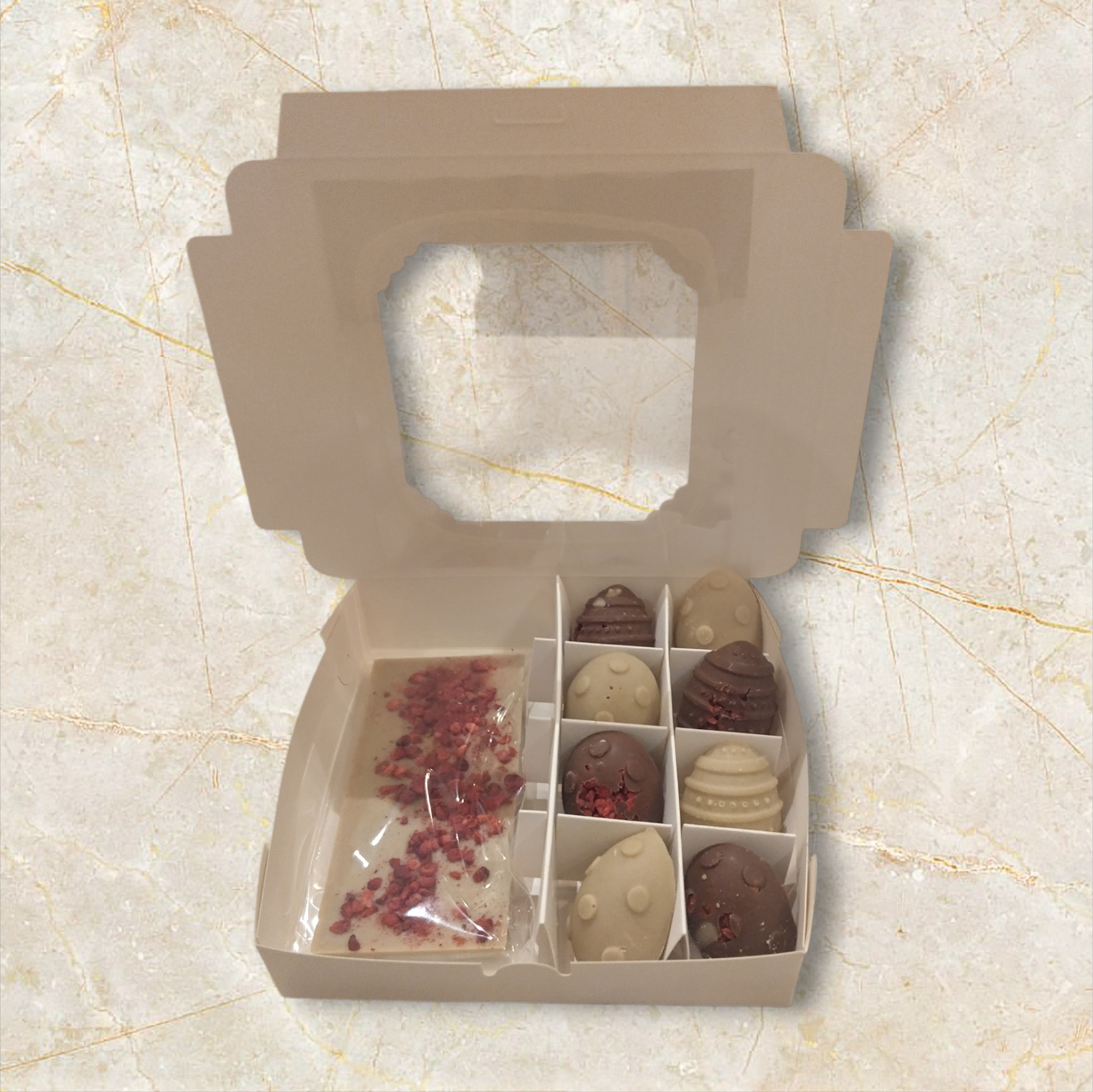 Deluxe Easter selection box 