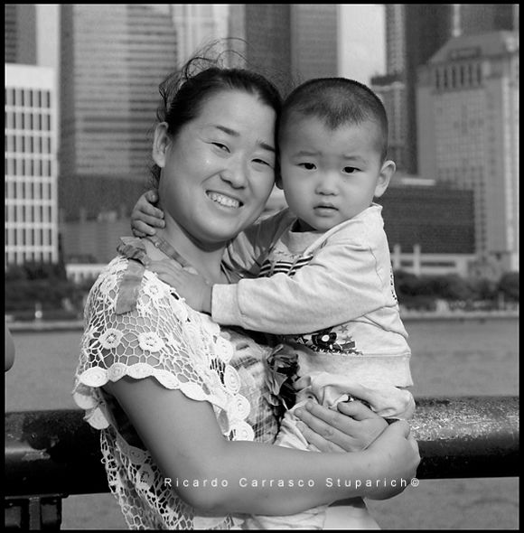 mujer-china-bund.jpg