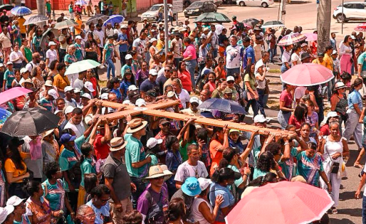 Caminhada do Perdão 2025 emociona fiéis em um percurso de fé e reconciliação