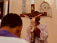 Percorrendo os Passos de Cristo: A Primeira Via Sacra da Quaresma no Santuário Senhor dos Passos