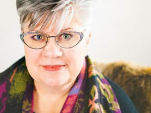 La directora del Mid American Indian Museum se jubilará pronto y se abre la búsqueda de su reemplazo