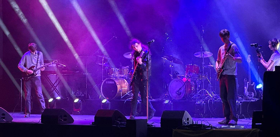 D Row performing on UKM fylkesfestival 2026