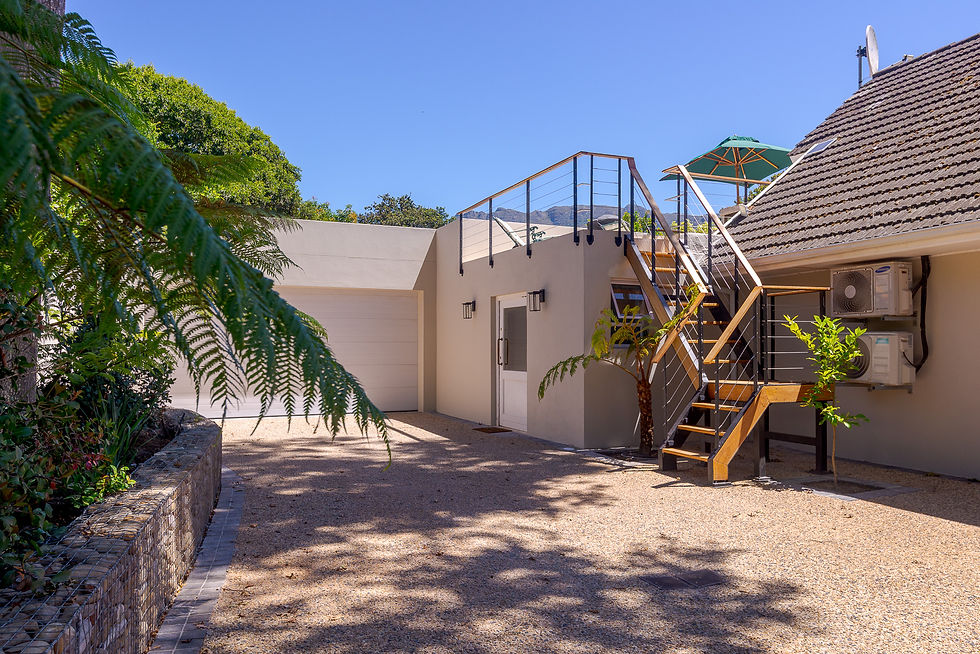 LOFT DRIVEWAY 1