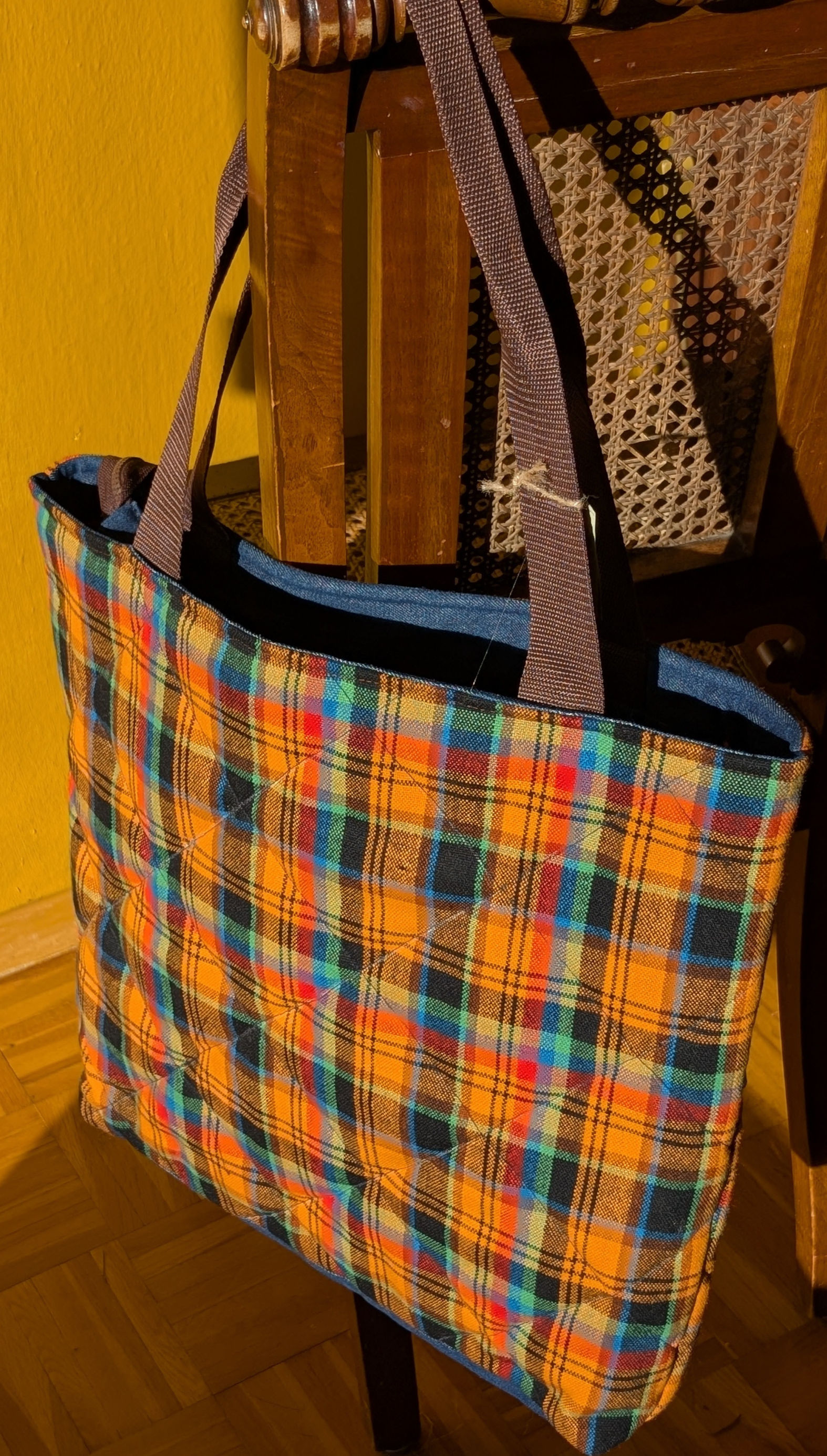 "Tasche mit Karomuster"