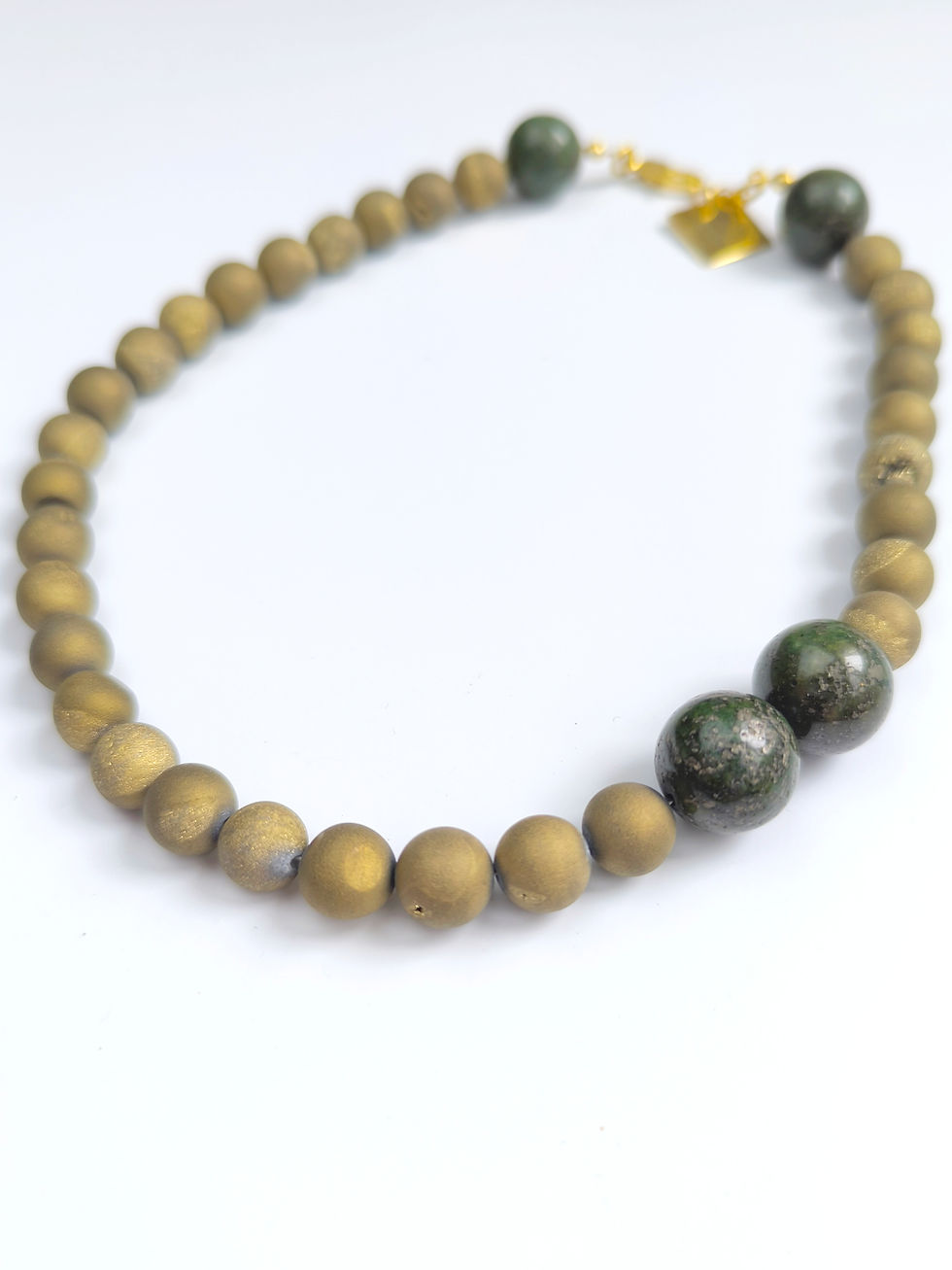 Küçük resim: Karen Kolye