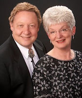 Larry and Susan.jpg