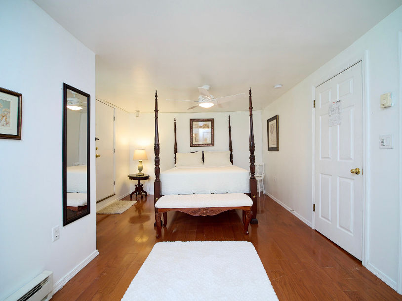 Elixir Spring House queen bedroom