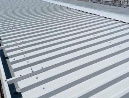Over-Cladding vs Full Roof Replacement: Which Is Right for Your Building?