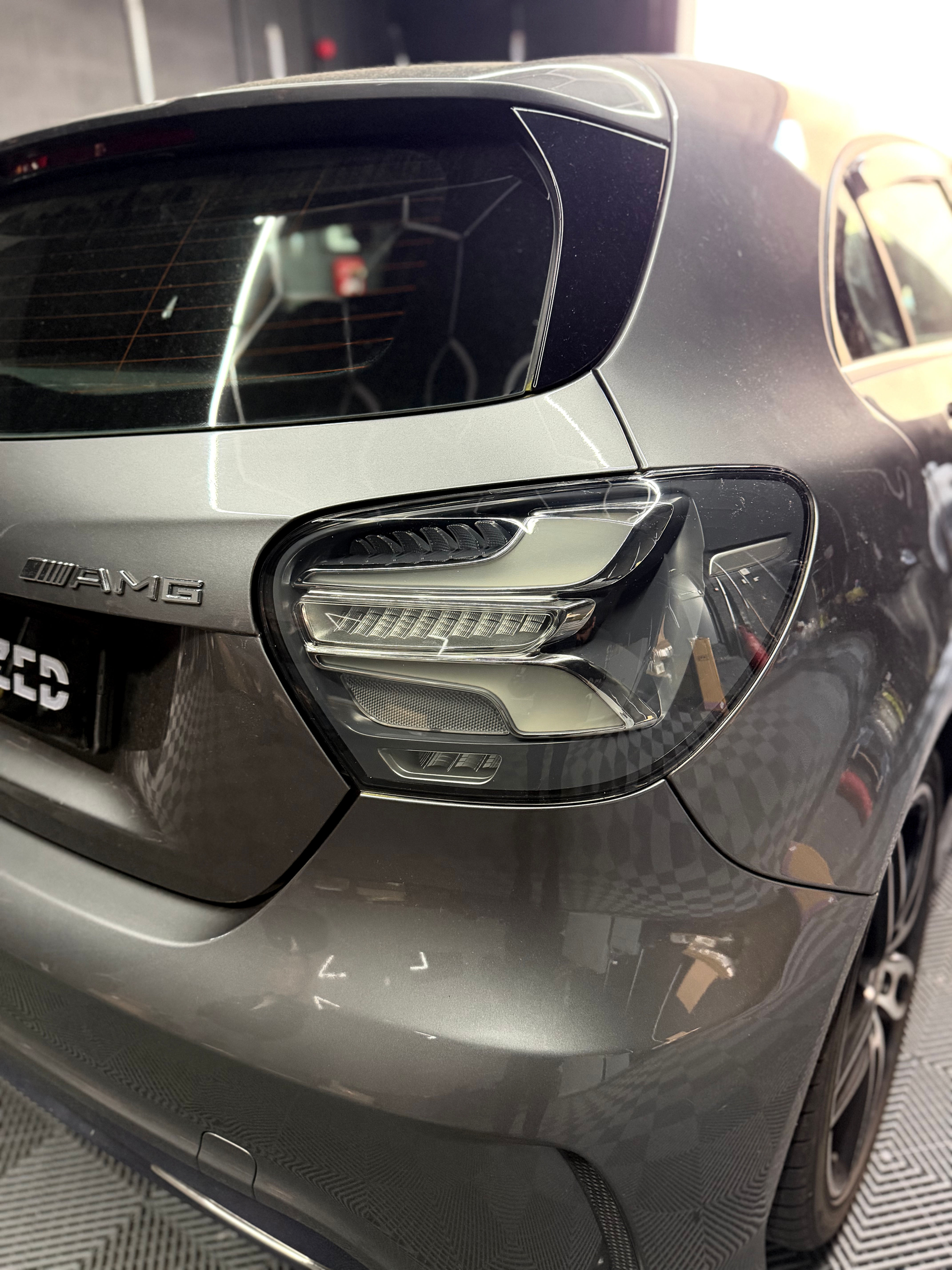 MERCEDES A CLASS W176 OLED TAIL LIGHTS