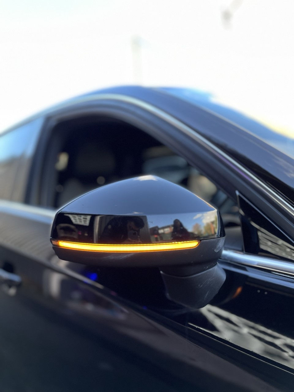 AUDI A3 8/8.5V DYNAMIC INDICATORS