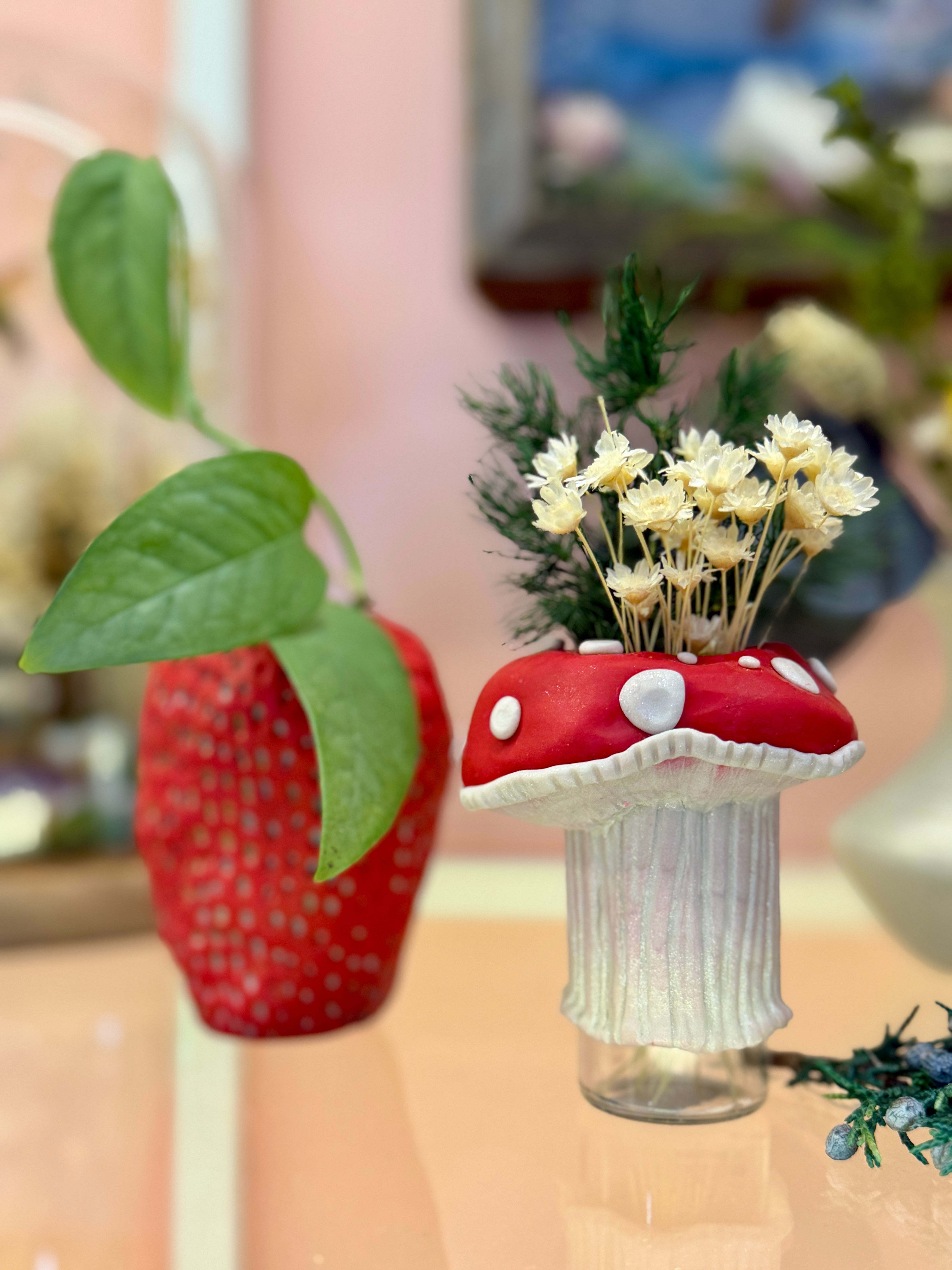 Strawberry bud vase // Olive Park