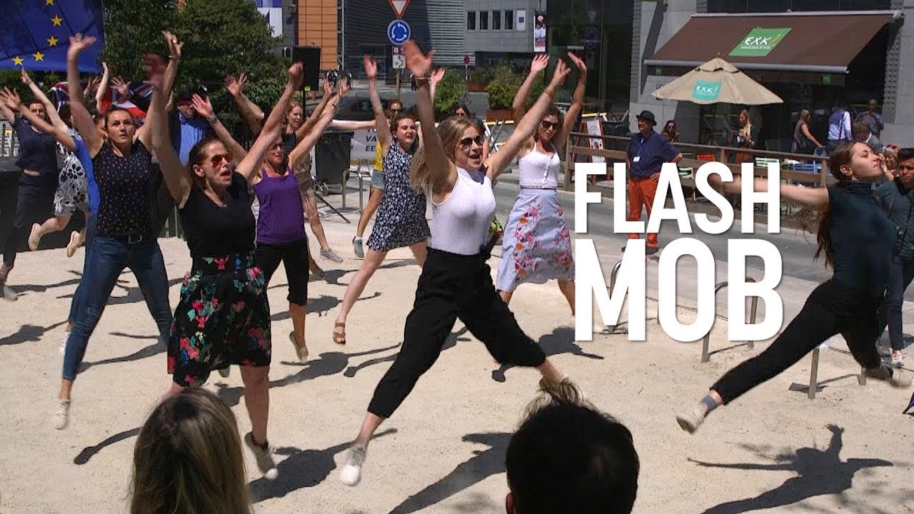 FLASH MOB - A Vida pode ser divertida