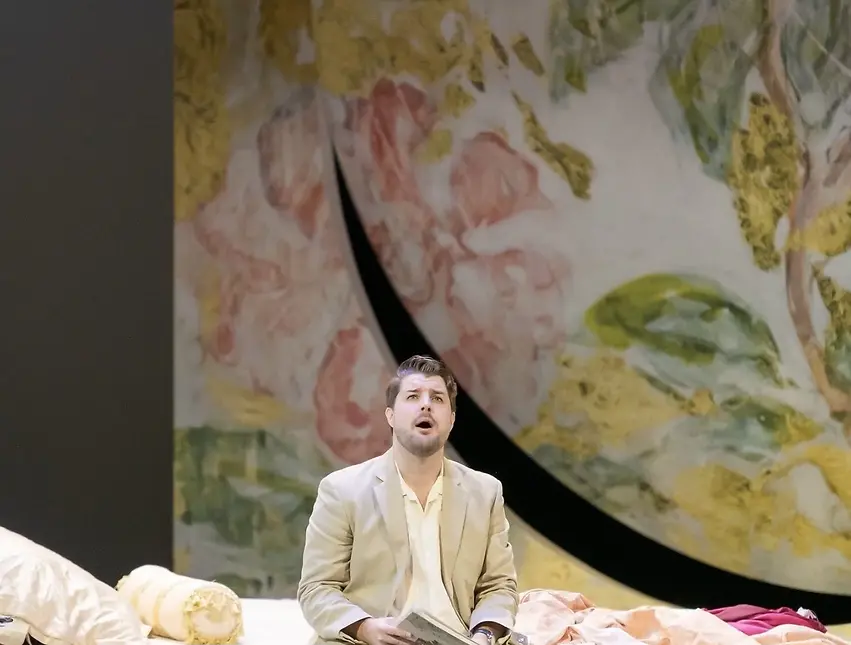 Oliver+Sewell+in+La+Traviata+-+credit+Wellington+Opera+and+Stephen+A-Court-1920w.webp