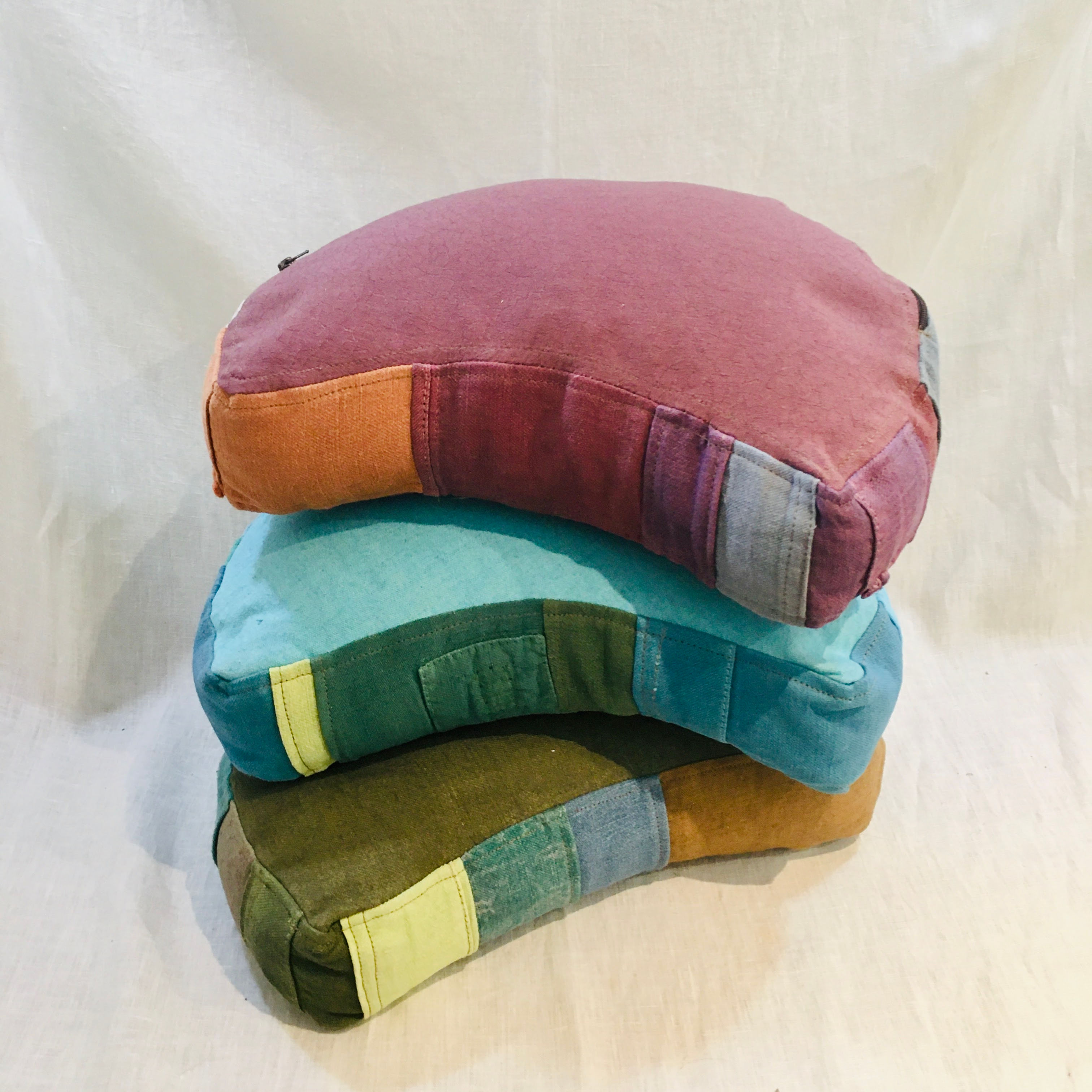 Coussin de yoga demi-lune