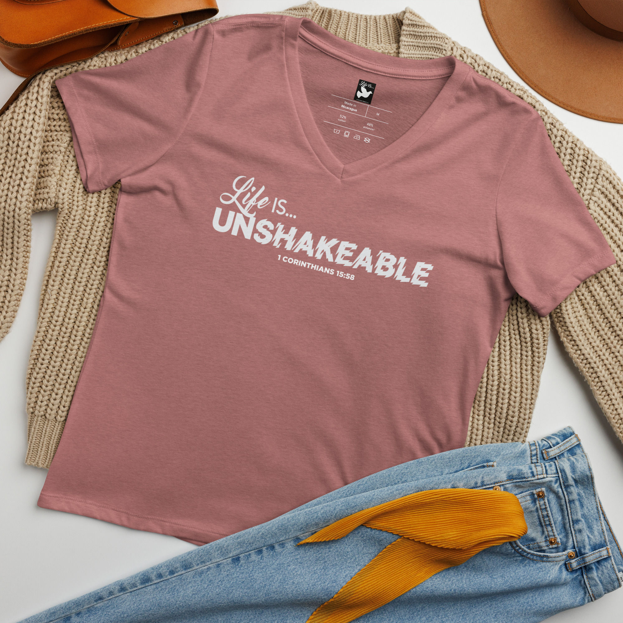 Women’s UNShakeable Relaxed V-Neck T-shirt relaxed