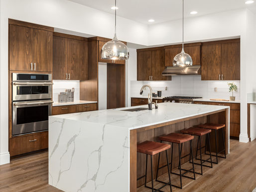 "The Ultimate Guide to High-End Home Renovations: Expert Tips for Kitchens & Bathrooms"