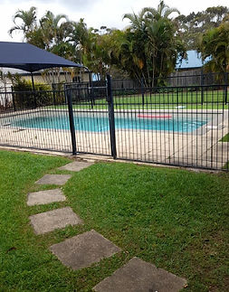 Bazeridge - pool.jpg