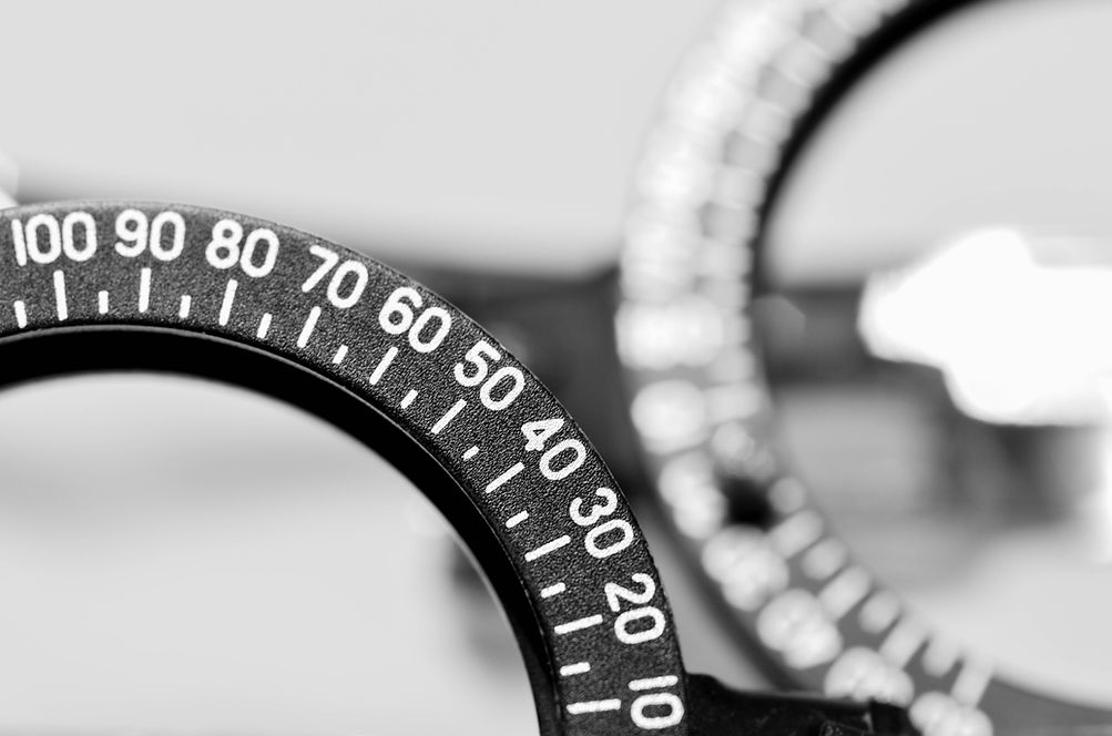 Optometry measurement device