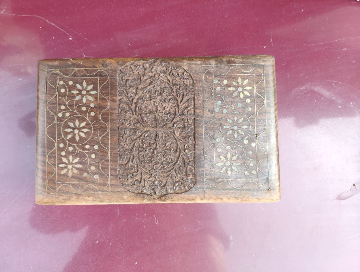 ΞΥΛΙΝΟ ΚΟΥΤΑΚΙ