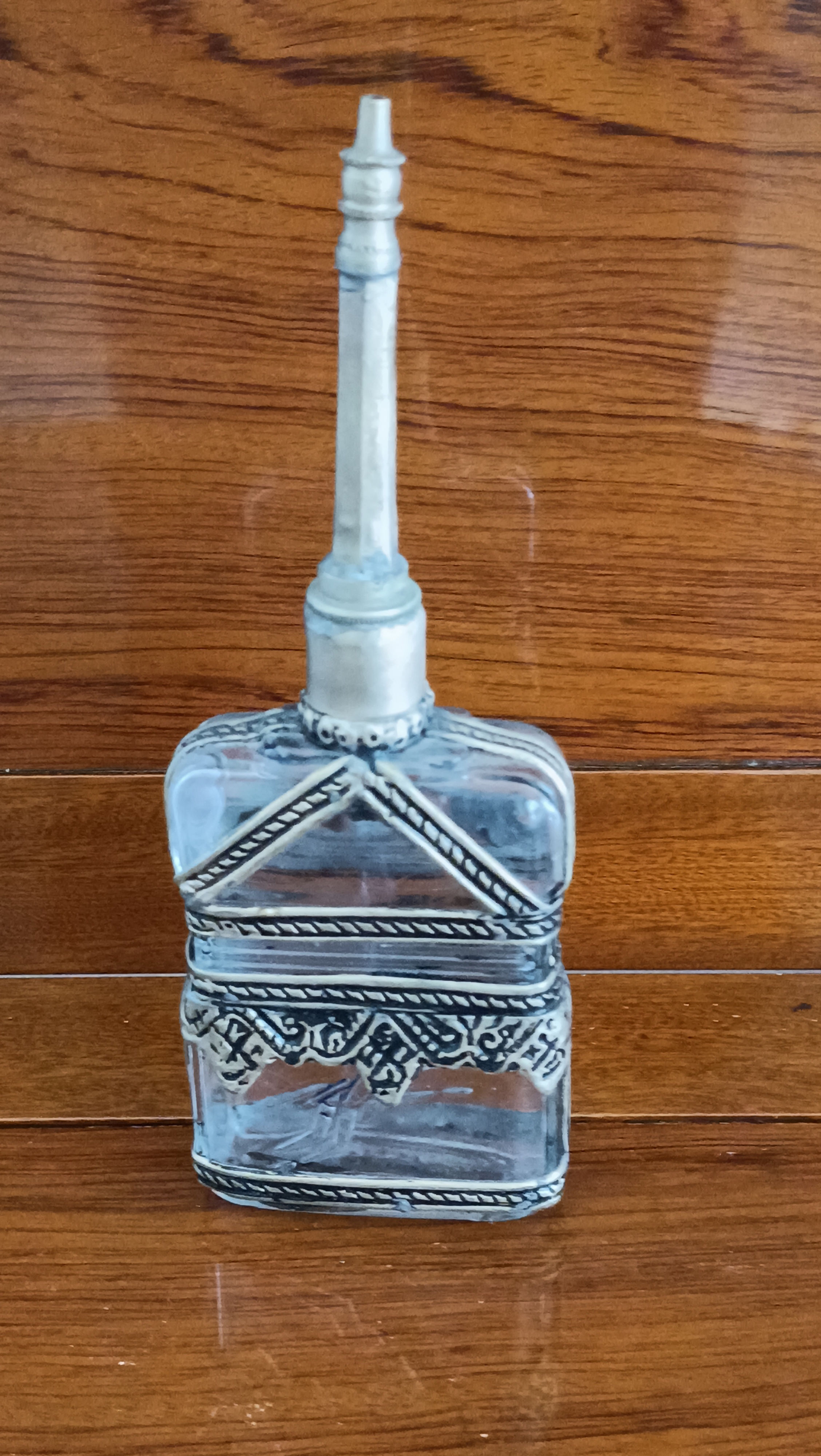 ΑΡΩΜΑΤΟΔΟΧΕΙΟ ΠΑΛΙΟ