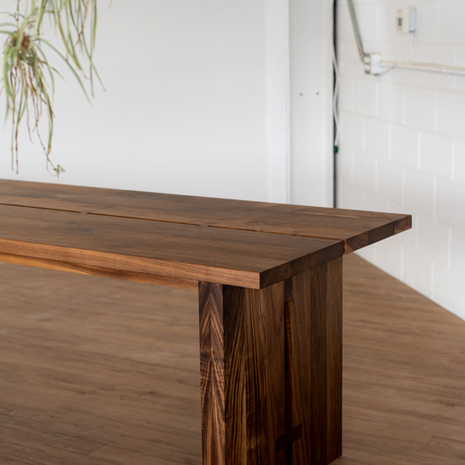 Solid Walnut Modern Curtain Leg Dining Table with Exposed Joinery