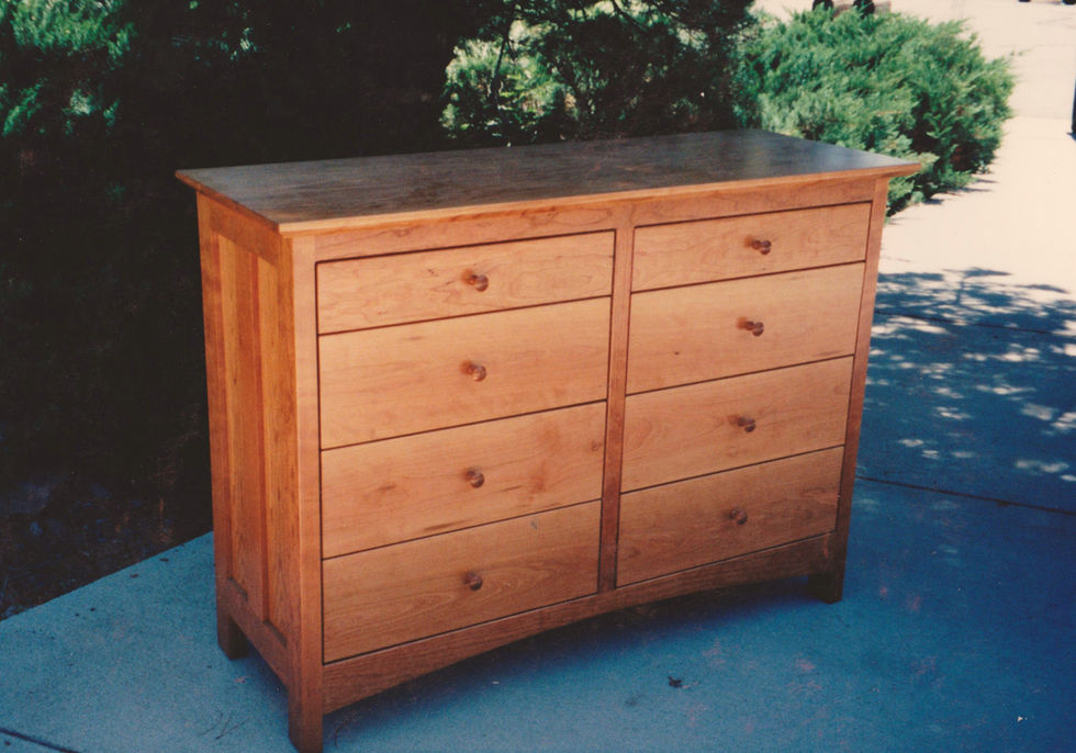 Solid Cherry Prairie 8-Drawer Dresser