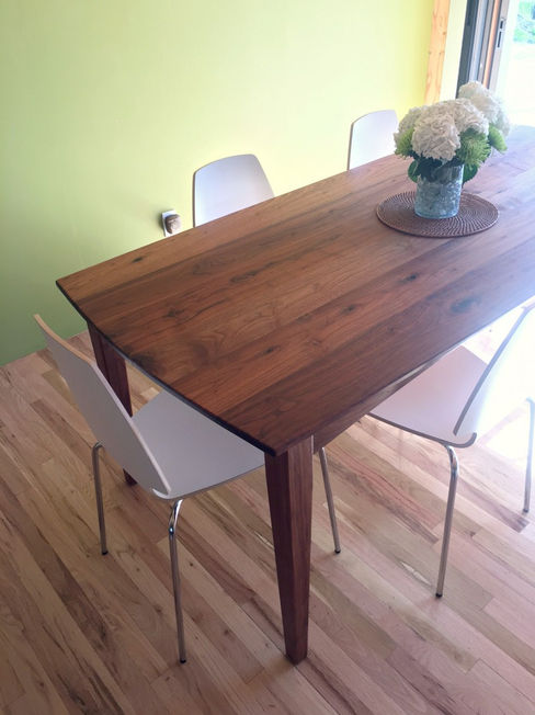 Modern Solid Walnut Shaker Prairie Boat Shape Table Solid Hardwood