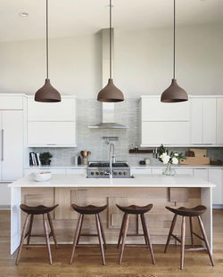Stool Flatiron Walnut Backless 24 Stationary