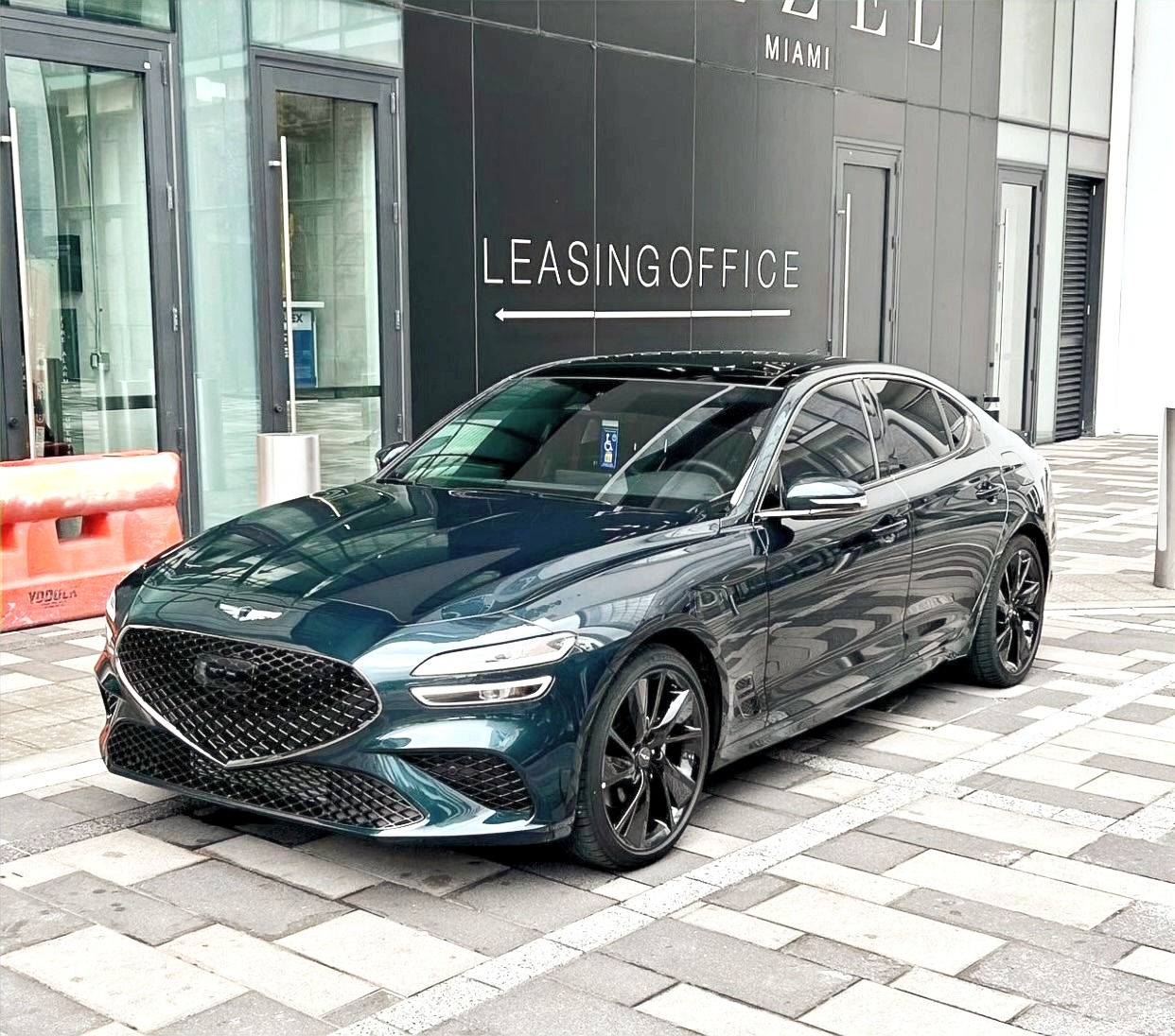 Genesis G70