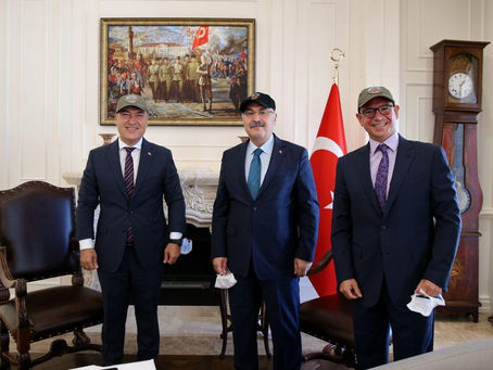 İzmir Valimiz Sayın Yavuz Selim Koşger’i ziyaret ettik.