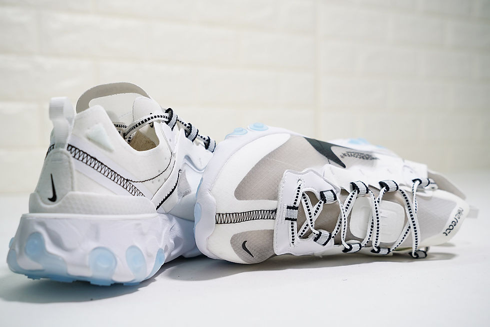 Miniatura: Epic React Element 87 x Undercover