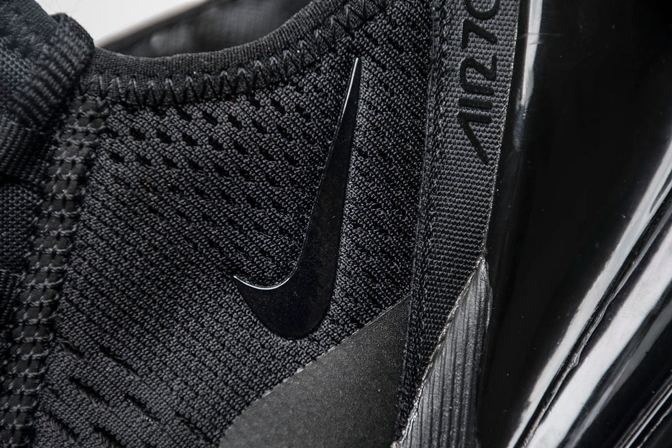 Miniatura: Air max 270 "Triple Black"