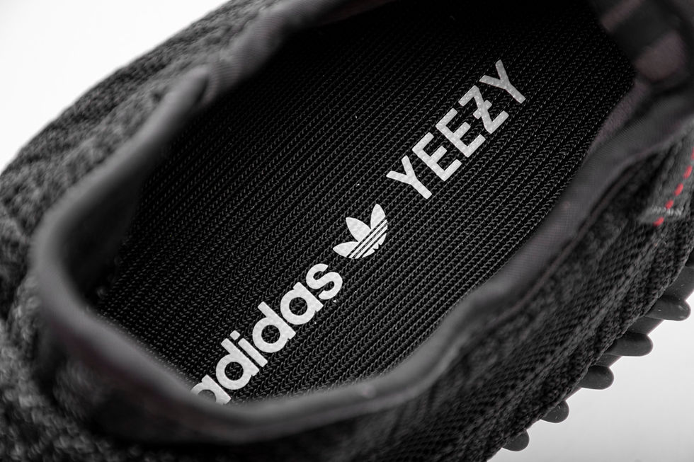 Miniatura: Yeezy 350 V2 "Black Static"