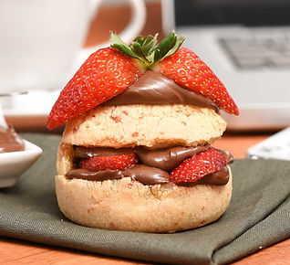 Lanche-Morango-e-Avelã.jpg