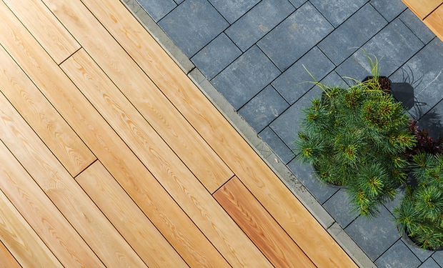wood-deck-and-concrete-bricks-pavement-in-a-garden-2021-08-29-16-57-17-utc.jpeg