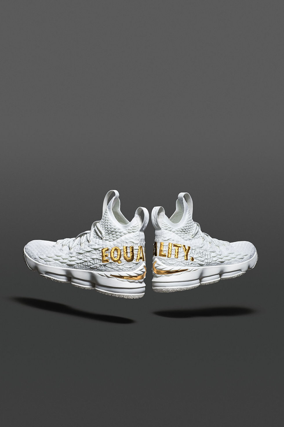 Miniatura: Nike LeBron 15 Equality