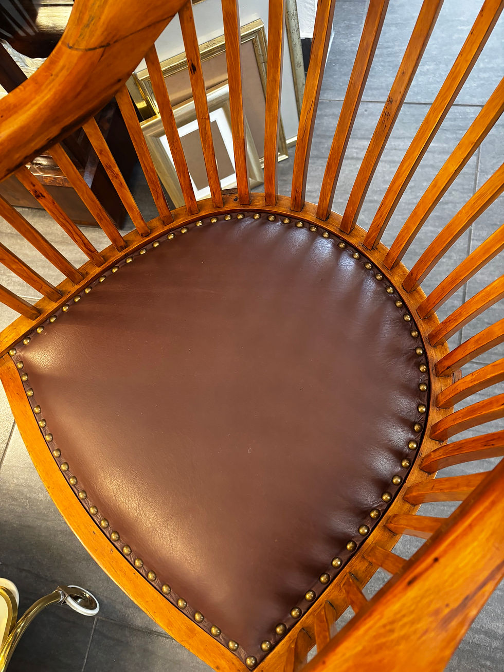 Miniaturbild: Schreibtischsessel / Clubsessel