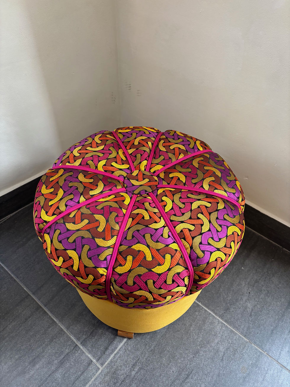 Miniaturbild: Art Deco Pouf / Hocker