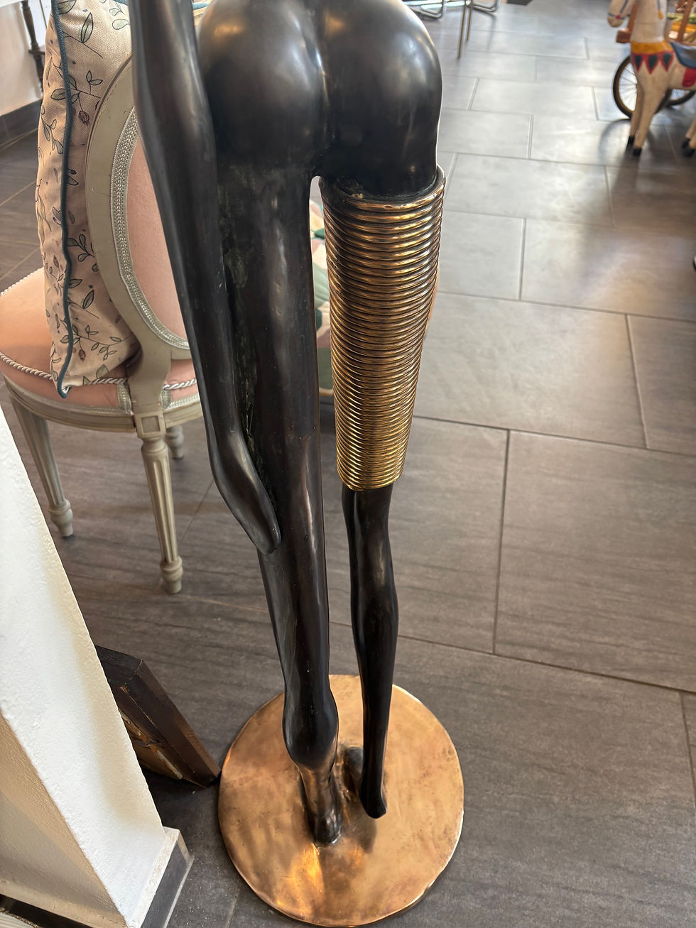 Miniaturbild: Große Figur in der Art der Werkstätten Hagenauer Wien