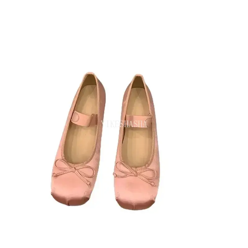 Thumbnail: 2024 neue Frühling Sommer flache Balletts chuhe Damenschuhe Retro Satin Mary Ja