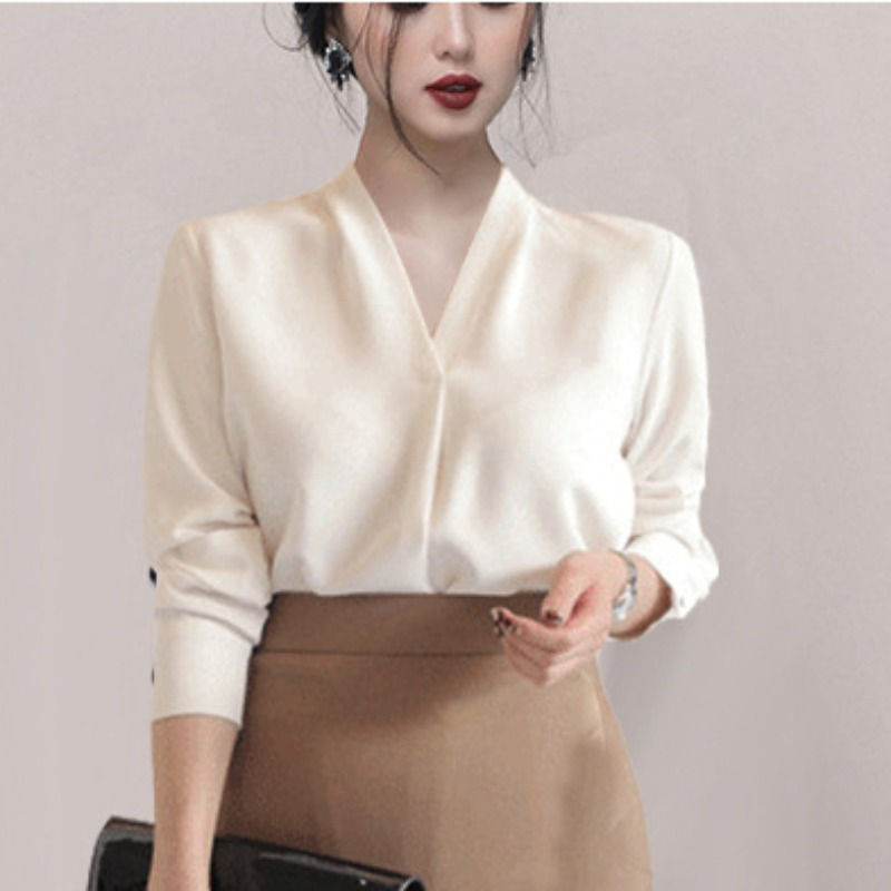 Thumbnail: 2023 Autumn Long Sleeve White Shirt Women Korean Style V-neck Loose Tops Summer