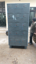 Staff Locker with 15 Compartments