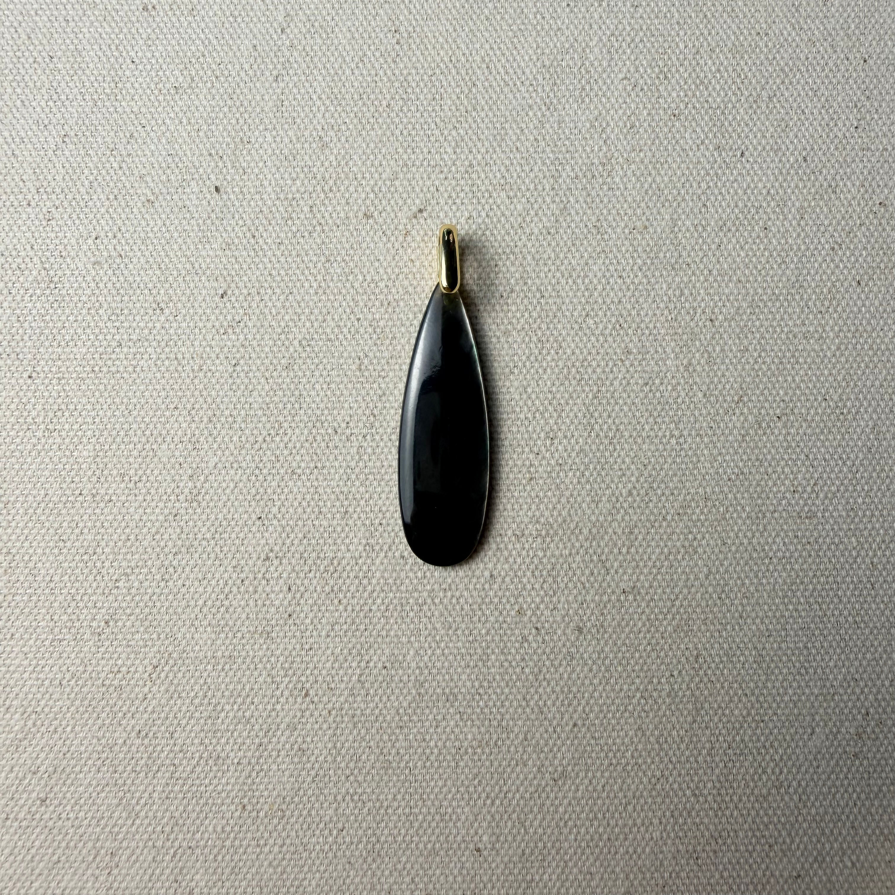 Black Mother-of-Pearl