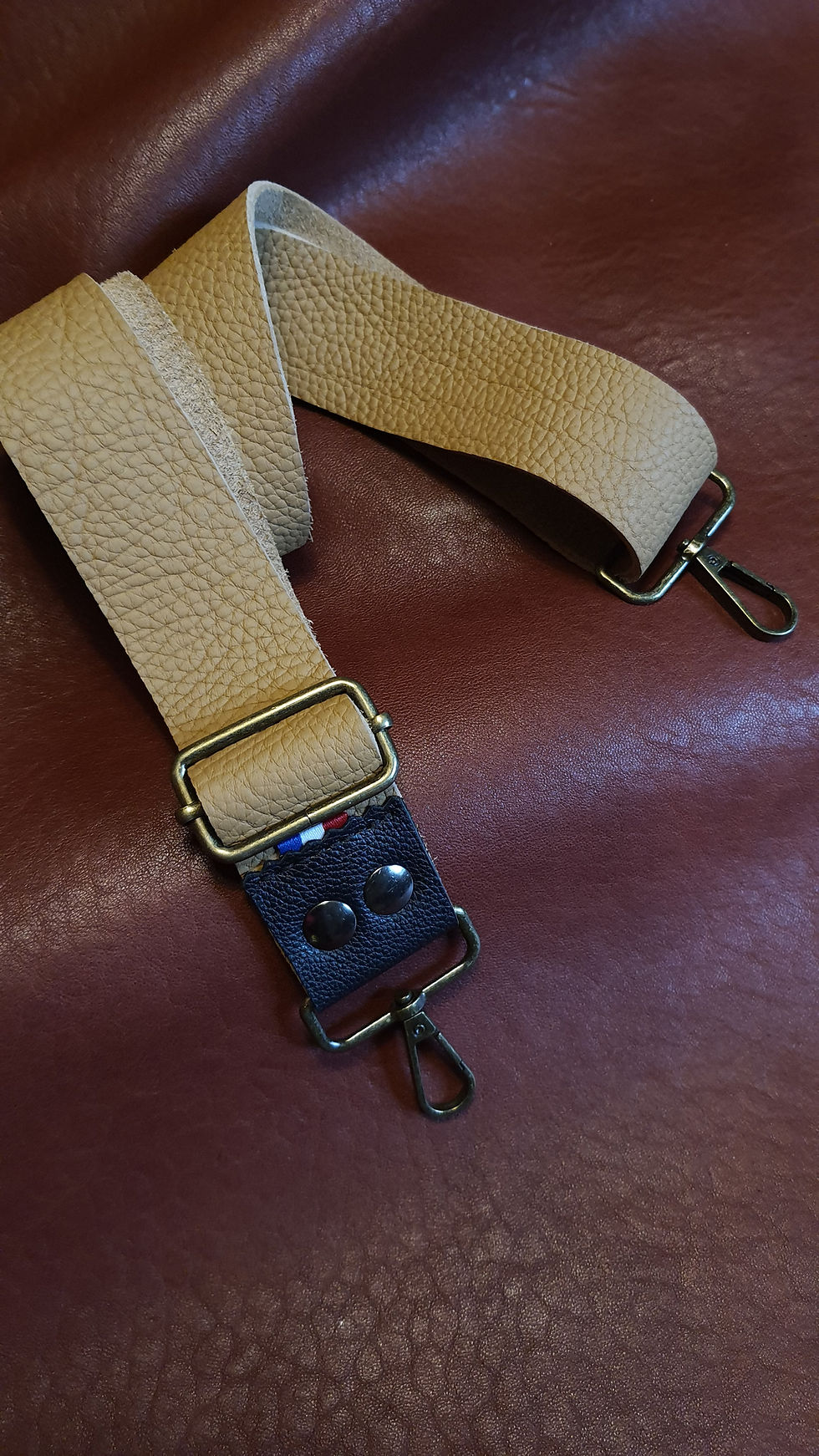 Miniature : Lanière cuir taurillon grainé 